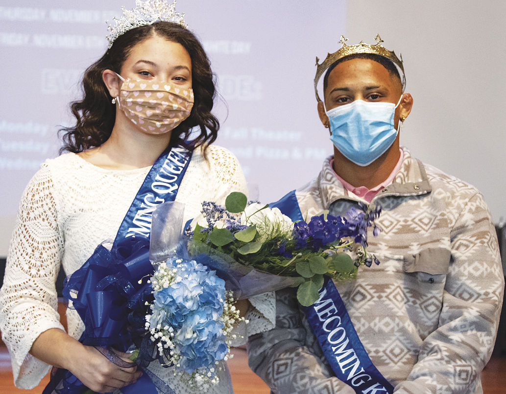 Green, Dowling crowned at WBU Homecoming